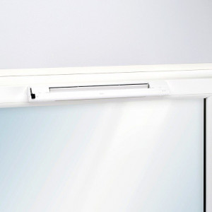 Комплект Aereco EMM707 (оконный клапан EMM716 + стандартный козырек AEA731)